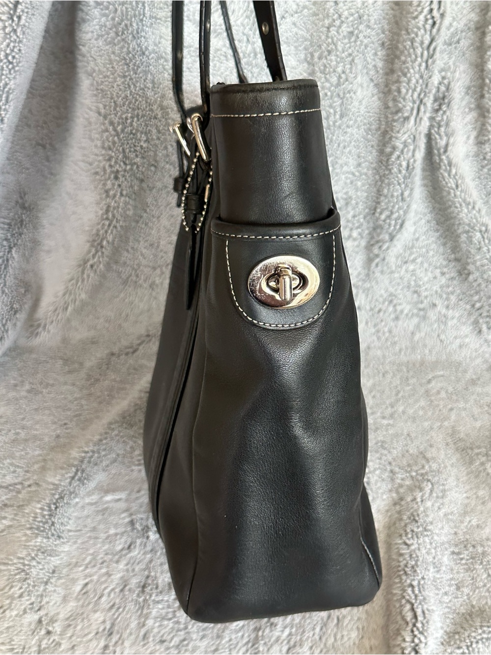 Coach Hamptons Leather Tote #8E92 - Picture 5 of 16